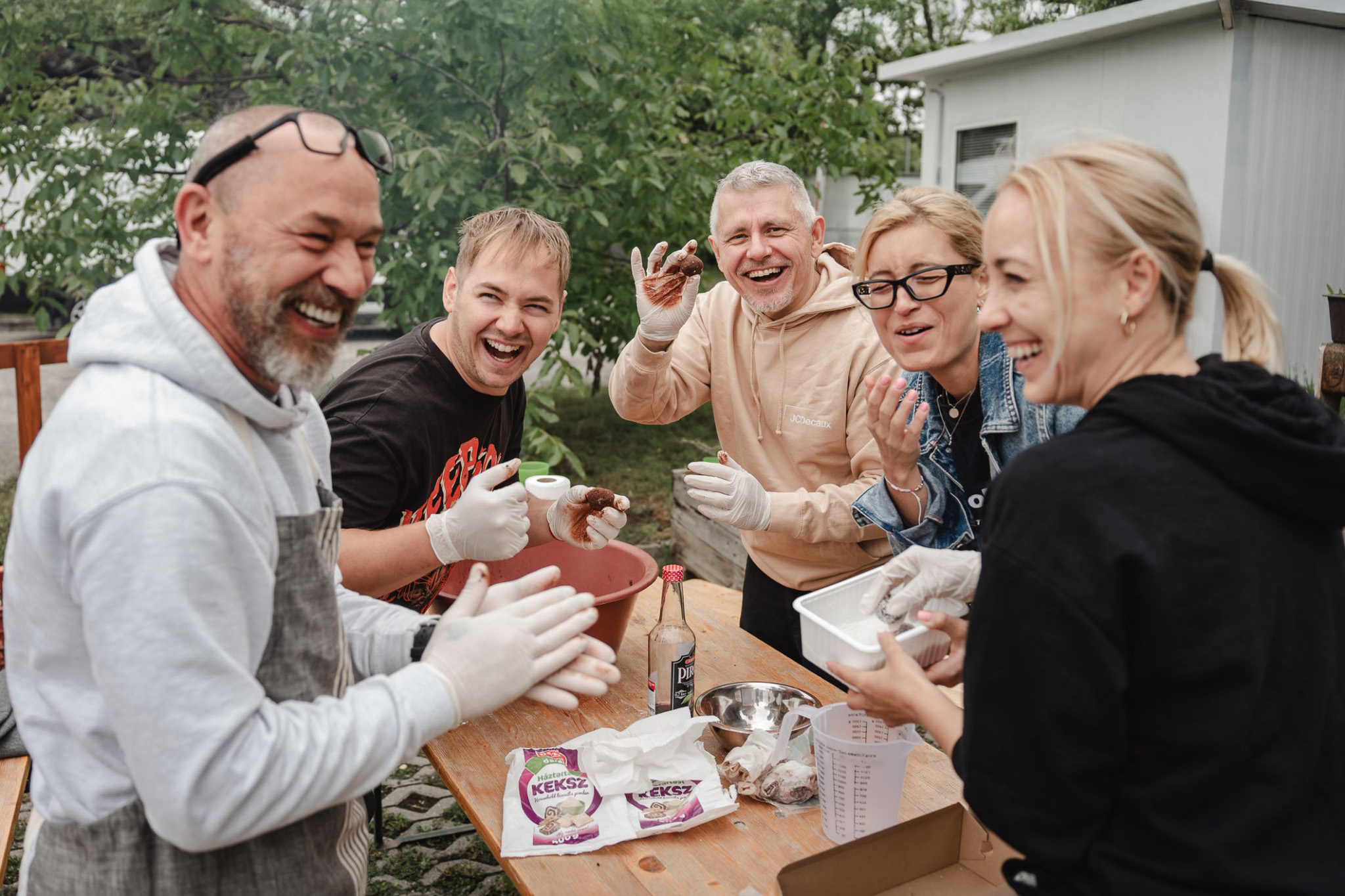 Jótékonysági főzések céges önkéntesekkel