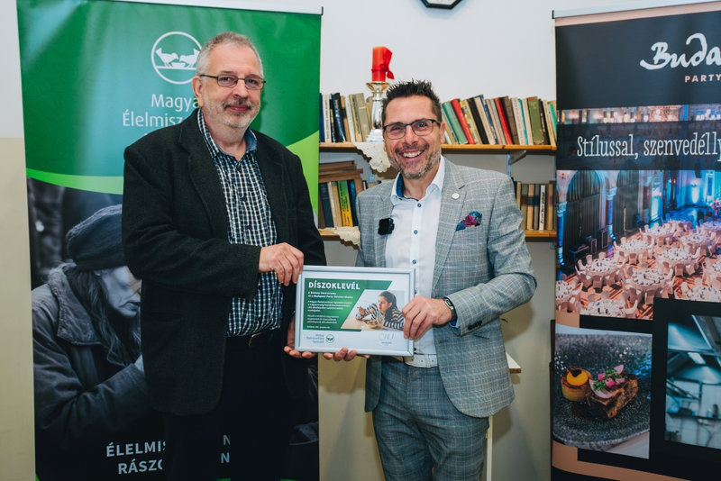 Negyvenezer adag törődés